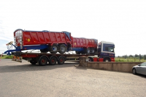 2 x QM/14 Grain Trailers